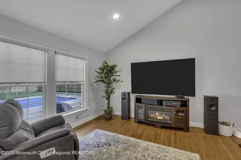 18 Old Bridge Dr, Howell, NJ 07731 photo 28