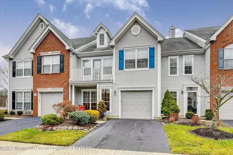 253 Daniele Dr #902, Ocean, NJ 07712