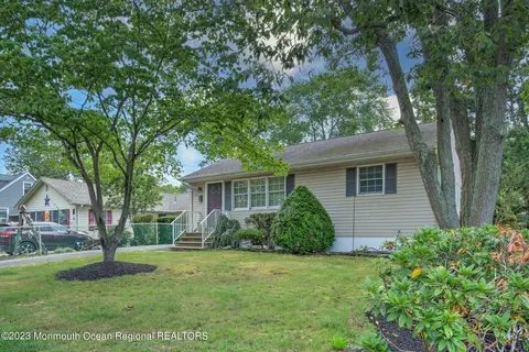 1108 Sunset Ave, Point Pleasant, NJ 08742