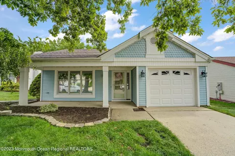 1520 Quince Pl, Toms River, NJ 08755