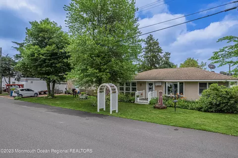 64 Adriatic, Waretown, NJ 08758 photo 23