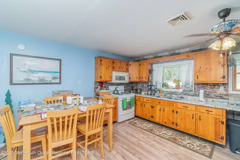 64 Adriatic, Waretown, NJ 08758 photo 10