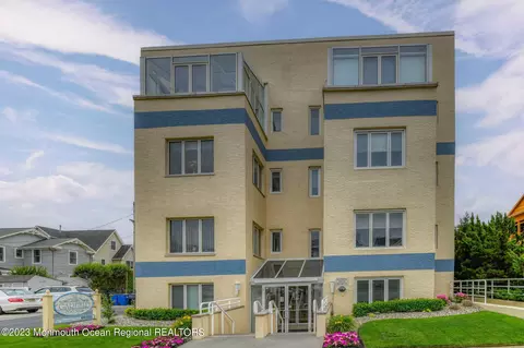 15 Garfield Ave #105, Avon By The Sea, NJ 07717