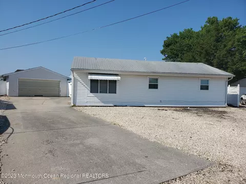 120 Paterson Rd, Barnegat, NJ 08005