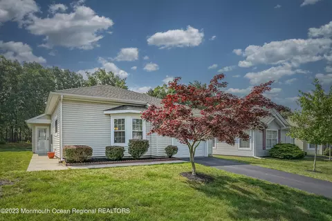 100 Pine Oak Blvd, Barnegat, NJ 08005