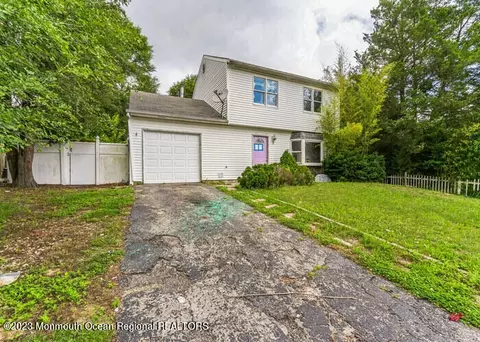 18 Anchor Rd, Barnegat, NJ 08005