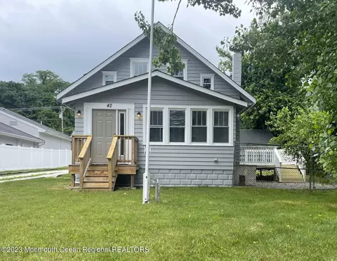 42 Great Bay Blvd, Tuckerton, NJ 08087