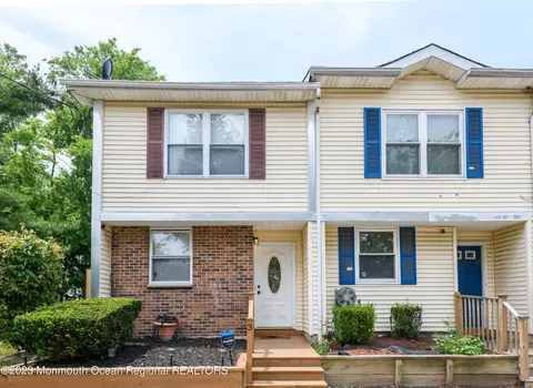 3 Florida Grove Rd #1, Keasbey, NJ 08832