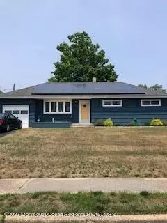 1010 Shore Rd, Spring Lake Heights, NJ 07762