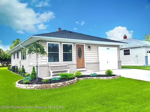 514 Jamaica Blvd, Toms River, NJ 08757