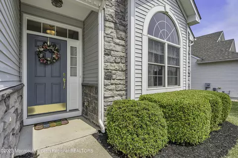 12 Lavallette Ln, Waretown, NJ 08758 photo 4
