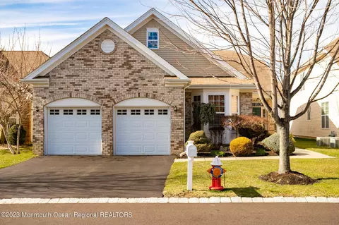 98 Crescent Way #98, Monroe, NJ 08831