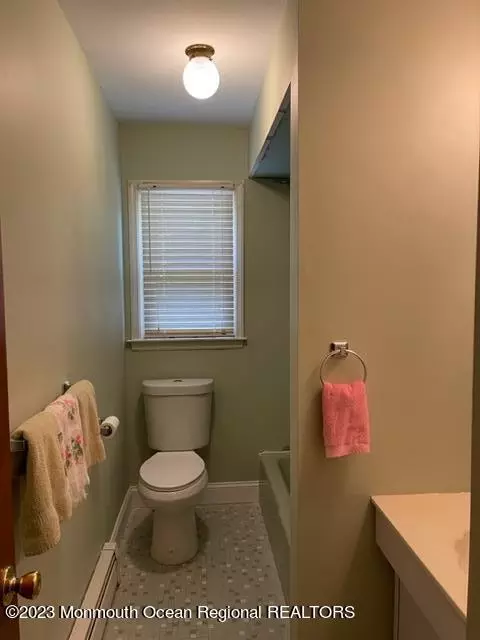 818 Warwick Rd, Brick, NJ 08724 photo 32
