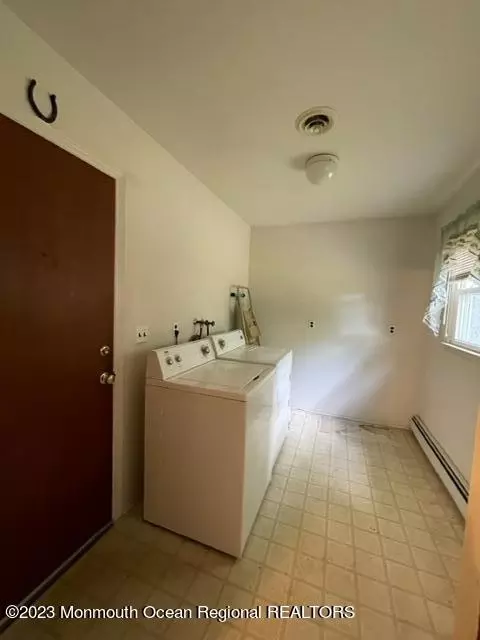 818 Warwick Rd, Brick, NJ 08724 photo 26