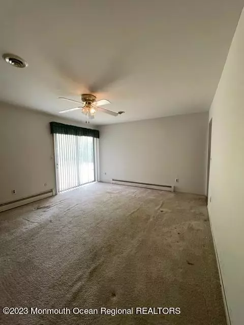 818 Warwick Rd, Brick, NJ 08724 photo 27