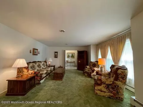 818 Warwick Rd, Brick, NJ 08724 photo 9