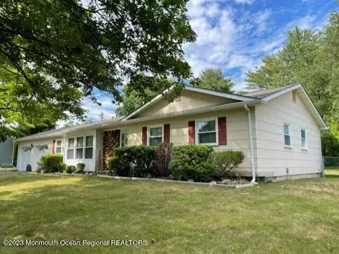 818 Warwick Rd, Brick, NJ 08724 photo 2