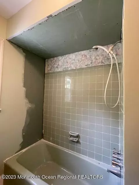 818 Warwick Rd, Brick, NJ 08724 photo 34