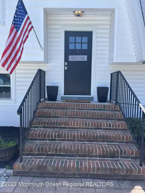 2612 Newark Ave, Point Pleasant, NJ 08742