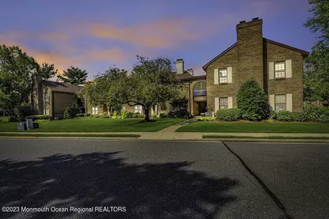 1003 Wellington Pl, Aberdeen, NJ 07747