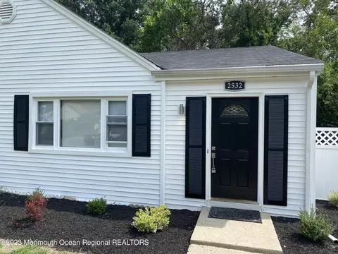 2532 Lexington Ct, Jackson, NJ 08527