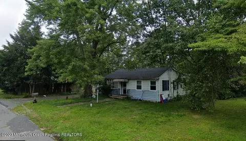 1725 8th Ave, Toms River, NJ 08757