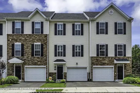 102 Revival Rd #2002, Brick, NJ 08723
