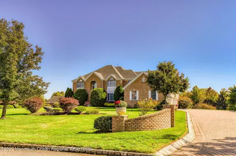 7 Shady Tree Ln, Colts Neck, NJ 07722