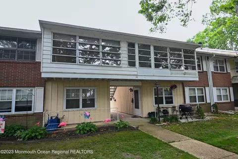 48 Cambridge Ct # j, Lakewood, NJ 08701