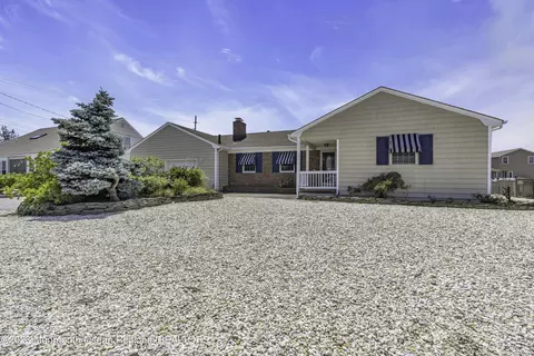 303 Brigantine Ln, Mantoloking, NJ 08738