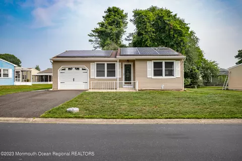 6 Central Ave #72, Whiting, NJ 08759