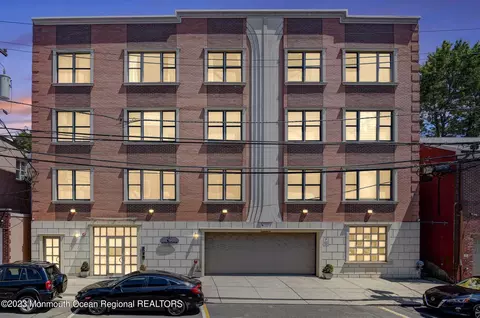 7008 Madison St #402, Guttenberg, NJ 07093