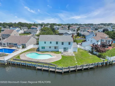 1509 Salem Rd, Point Pleasant, NJ 08742