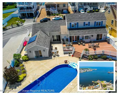 3242 Windsor Ave, Toms River, NJ 08753