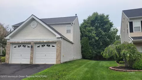 21 Brownstone Rd, East Windsor, NJ 08520