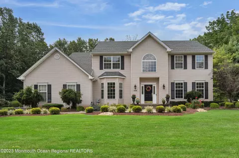 849 Woodbury Dr, Jackson, NJ 08527