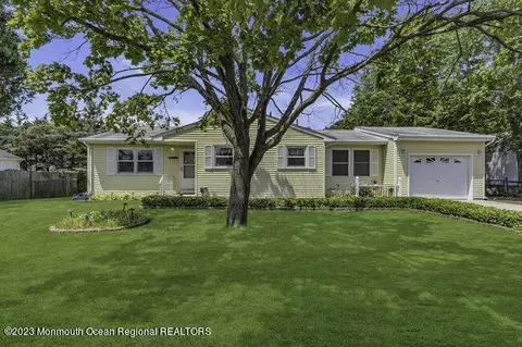 815 Scott Ave, Brick, NJ 08724