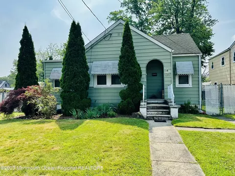156 Demorest Ave, Avenel, NJ 07001
