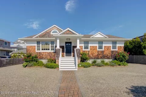 955 Ocean Ave, Mantoloking, NJ 08738