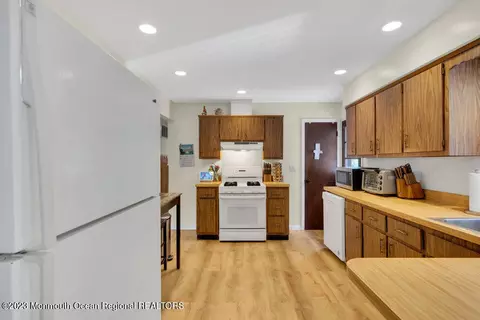 15 Bobwhite Ct, Forked River, NJ 08731 photo 31