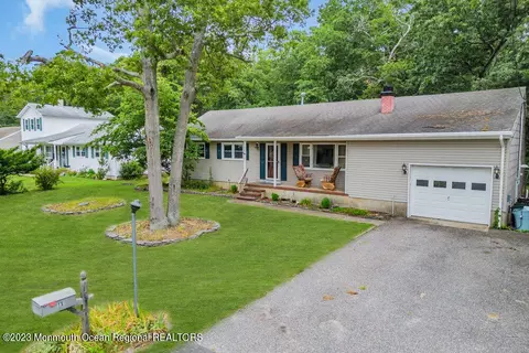 15 Bobwhite Ct, Forked River, NJ 08731 photo 2