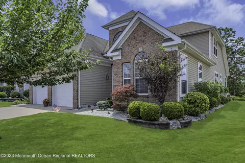 63 Harvey Cedar Way, Waretown, NJ 08758