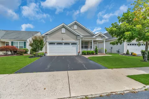 75 Marlow Dr, Jackson, NJ 08527 photo 3