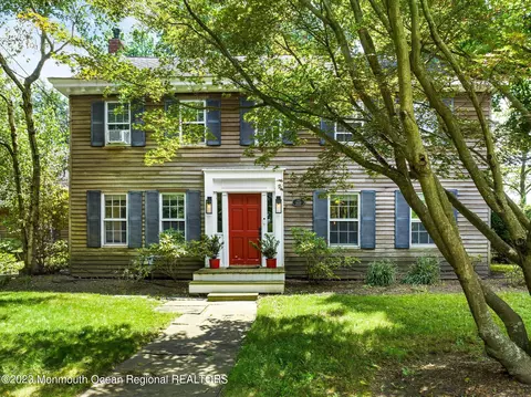 904 Sycamore Ave, Tinton Falls, NJ 07724