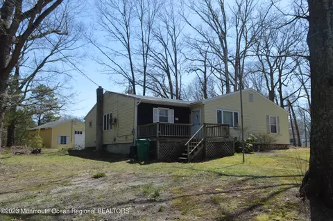227 Jackson Pines Rd, Jackson, NJ 08527