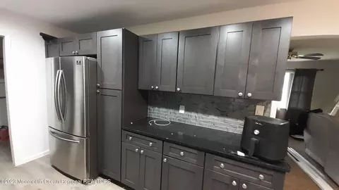 31 Holly Ct E, Brick, NJ 08723 photo 6