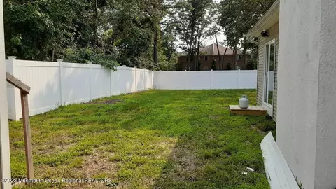 31 Holly Ct E, Brick, NJ 08723 photo 21