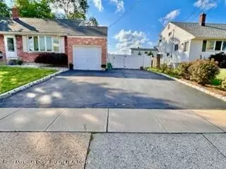 57 Eardley Rd, Edison, NJ 08817 photo 4