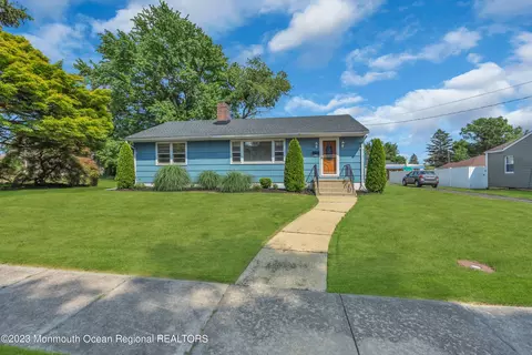 36 Pine Ave, West Long Branch, NJ 07764
