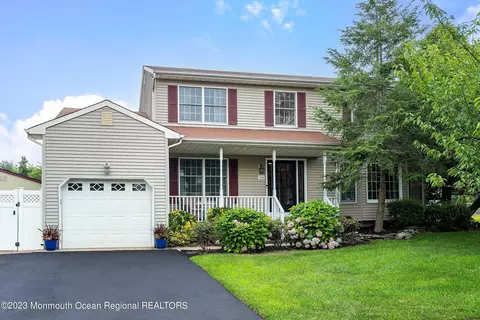 1500 Dubac Rd, Wall, NJ 07719